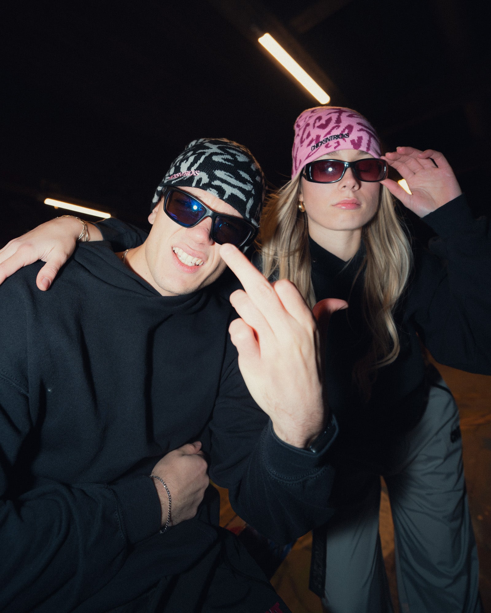 SHRED HEAD BEANIE | BLACK