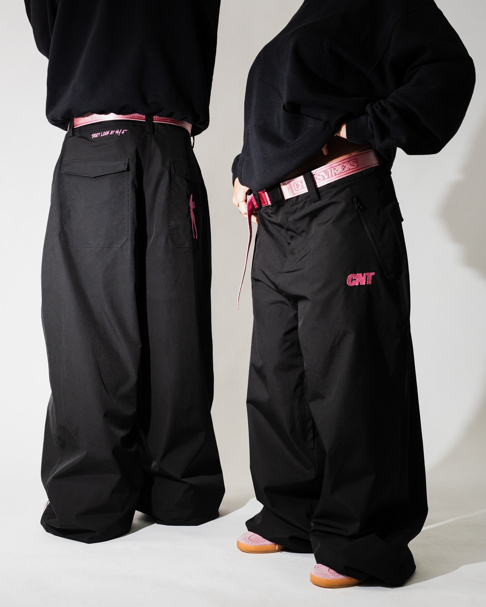 SNOW BABE BAGGIES | BLACK