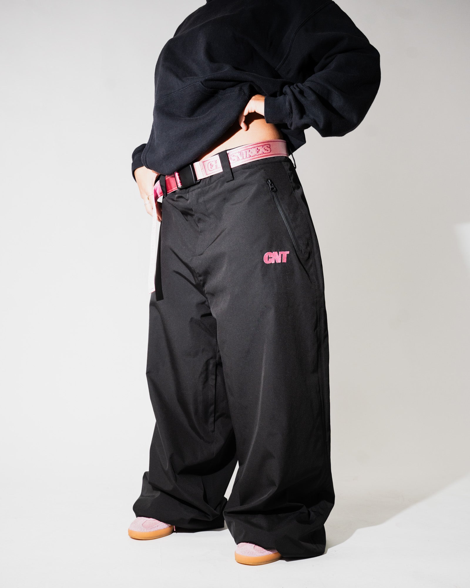 SNOW BABE BAGGIES | BLACK